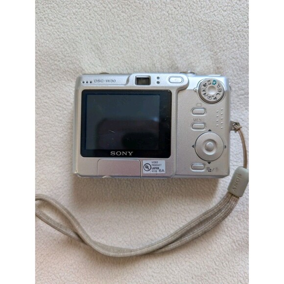 LOT of 3 Sony Cyber-Shot DSC-W7, DSC-W5, DSC-W30 Digital Cameras Carl Zeiss - Picture 3 of 16